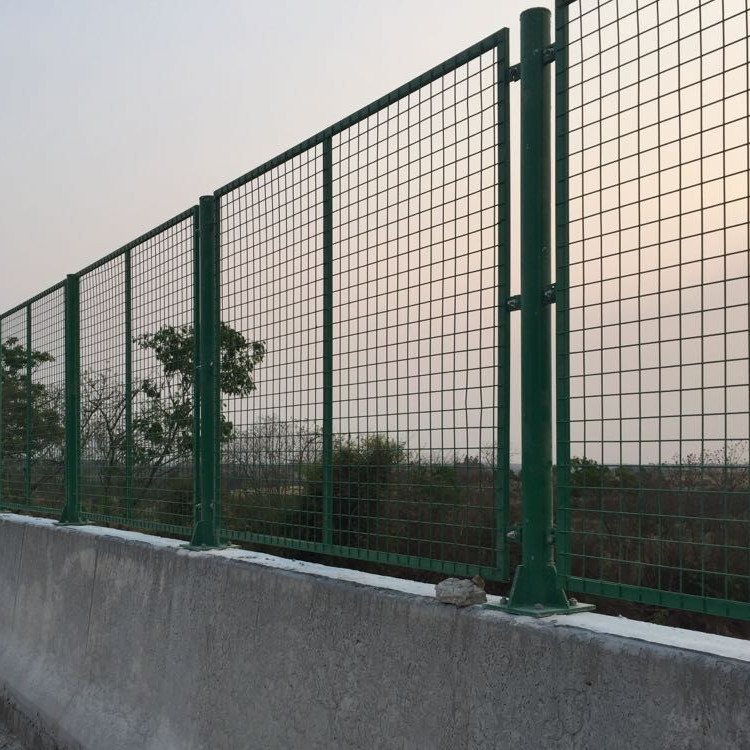 橋梁防落物網(wǎng)案例展示圖片1 橋梁防落物網(wǎng)案例展示圖片1